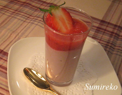 strawberry bavarian cream5.jpg